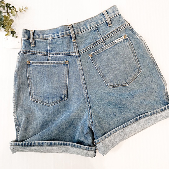 COPY - Bill Blass Vintage High Rise Jean Shorts Size 10 - Picture 3 of 9